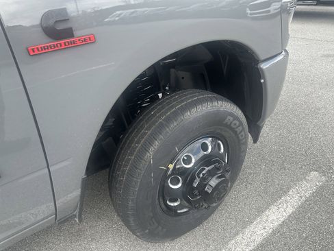 New 2026 RAM 3500 Big Horn AWD/4WD image 30