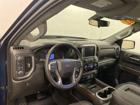 Used 2020 Chevrolet Silverado 1500 RST image 8