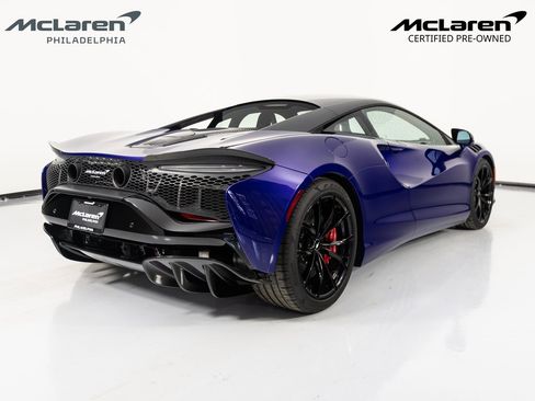 Used 2023 McLaren Artura image 5