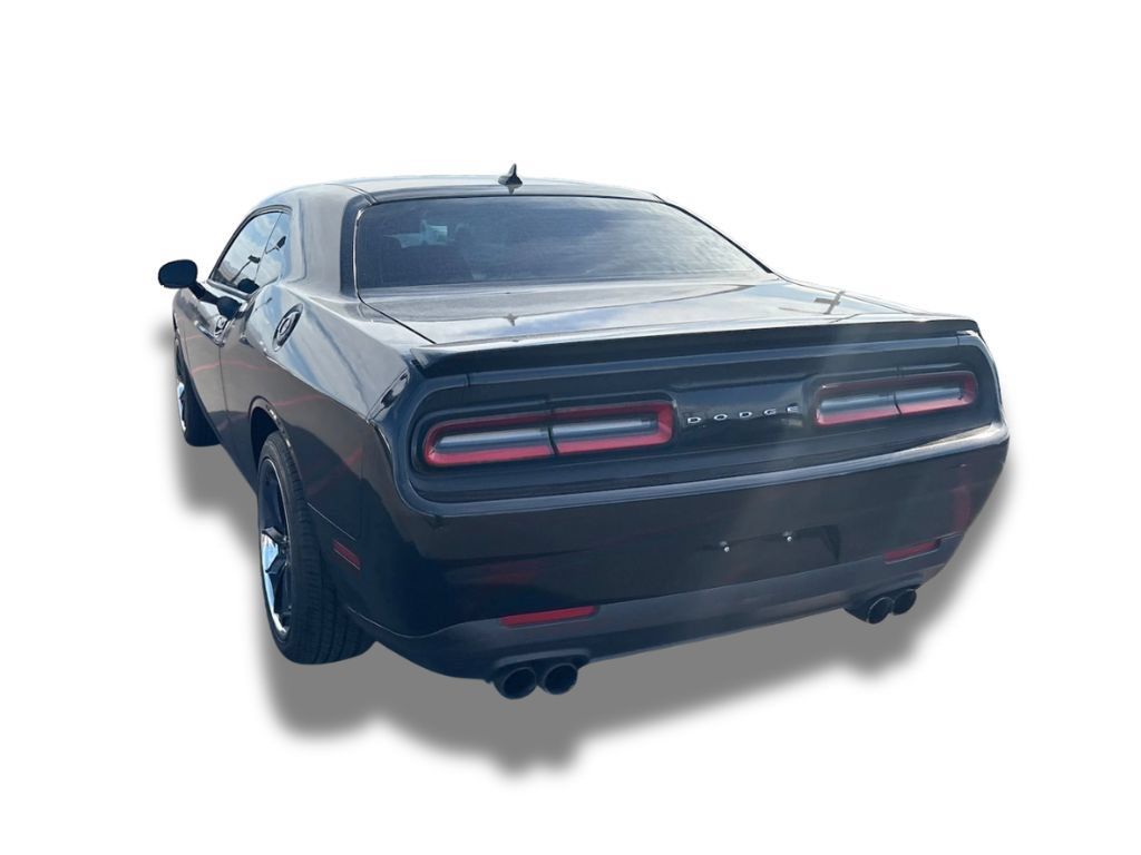 Used 2015 Dodge Challenger SXT w/ Super Sport Group (SS/T) RWD image 3