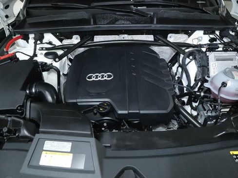 Used 2023 Audi Q5 2.0T Premium w/ Convenience Package AWD/4WD image 37
