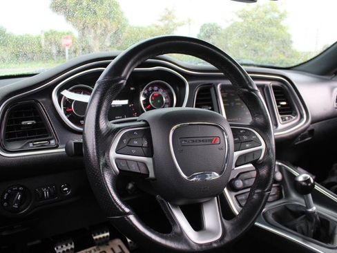 Used 2015 Dodge Challenger R/T Scat Pack image 20