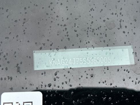 Used 2025 Kia K5 LXS FWD image 3