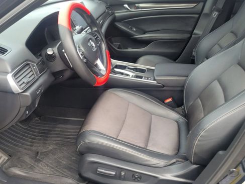 Used 2019 Honda Accord Sport image 17