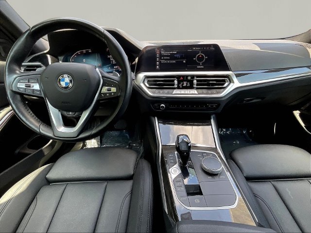 Used 2021 BMW 330i Sedan w/ Premium Package RWD image 9