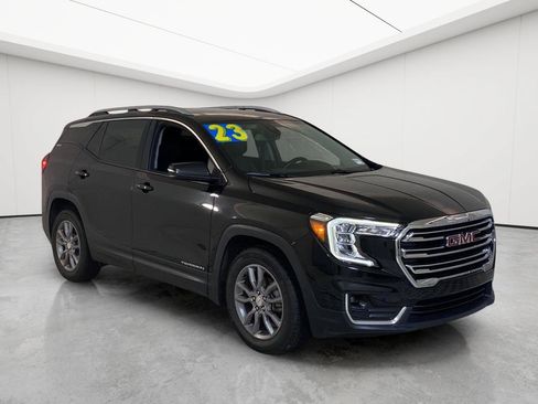 Used 2023 GMC Terrain SLT w/ LPO, Floor Liner Package FWD image 20