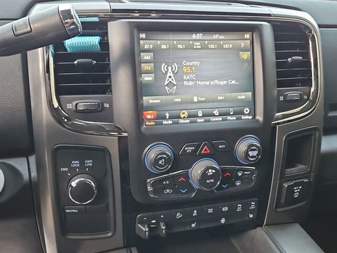 Used 2018 RAM 2500 Big Horn w/ Sport Appearance Group image 14