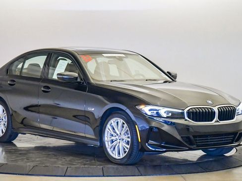 Certified 2023 BMW 330e xDrive w/ Premium Package image 6