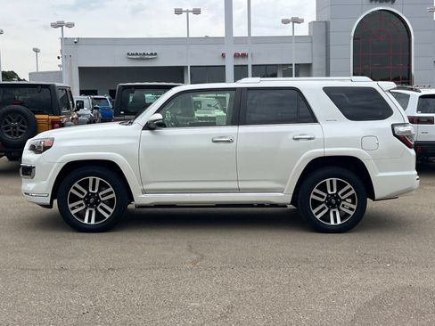 Used 2023 Toyota 4Runner Limited RWD image 7