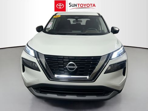Used 2023 Nissan Rogue S FWD image 10