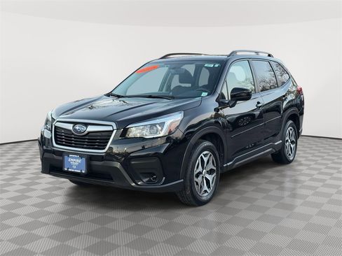 Used 2020 Subaru Forester Premium image 3