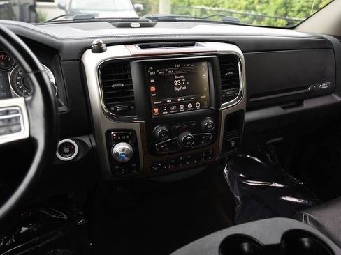 Used 2016 RAM 1500 Laramie w/ Convenience Group AWD/4WD image 20
