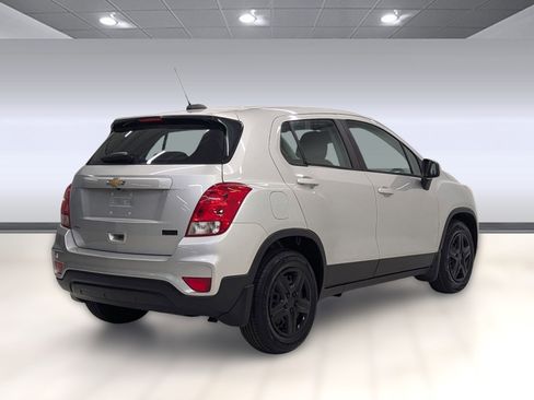 Used 2017 Chevrolet Trax LS w/ LPO, Protection Package image 7