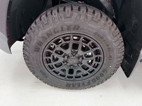New 2026 Toyota Tundra SR5 w/ SR5 Convenience Package image 7