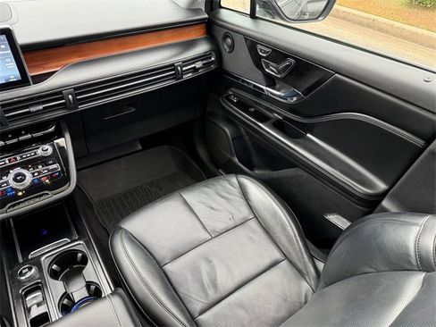 Used 2020 Lincoln Corsair Reserve w/ Equipment Group 201A image 25