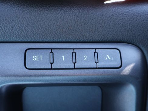 Used 2018 GMC Sierra 1500 SLT AWD/4WD image 8
