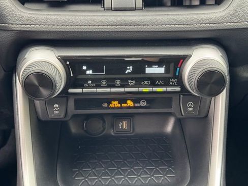 Used 2025 Toyota RAV4 LE image 19