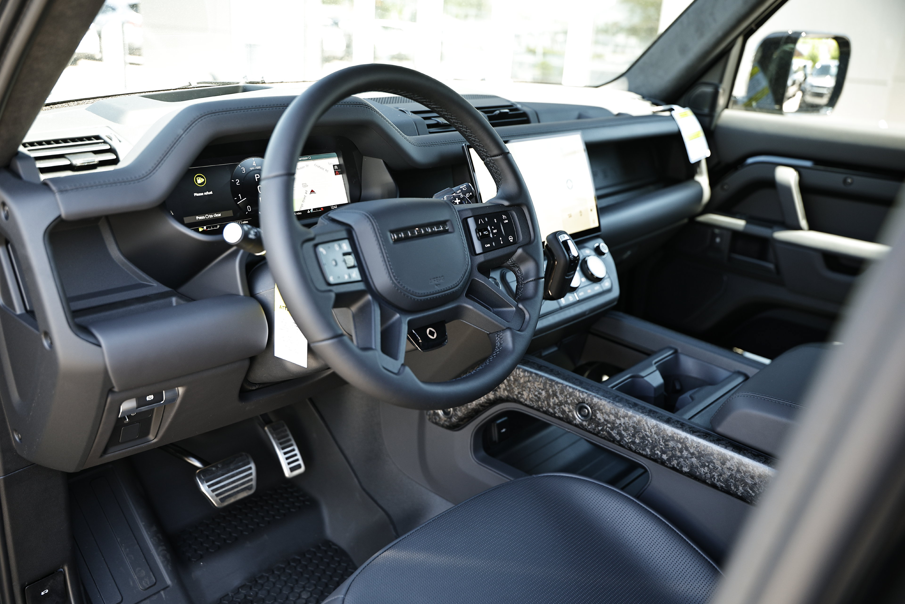 New 2026 Land Rover Defender 110 OCTA AWD/4WD image 25