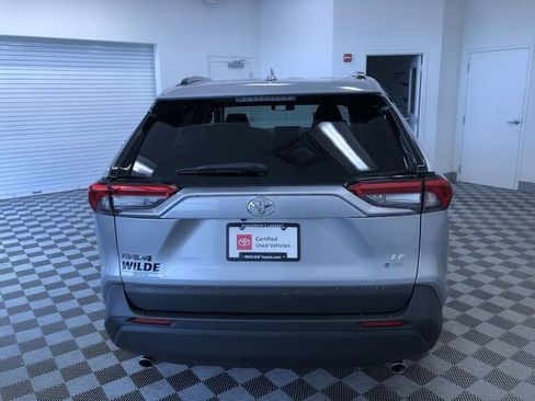 Certified 2025 Toyota RAV4 LE AWD/4WD image 13