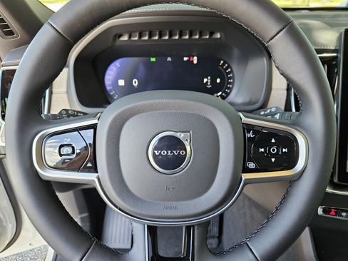 New 2026 Volvo XC90 B6 Plus w/ Protection Package Premier image 35