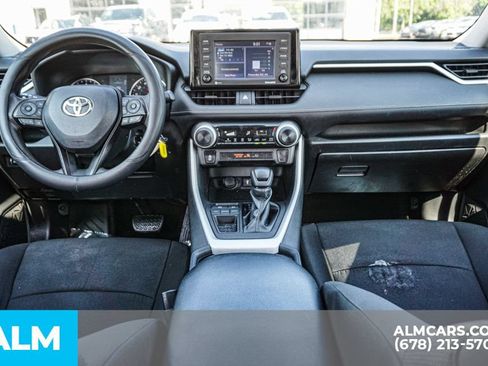 Used 2021 Toyota RAV4 LE FWD image 27