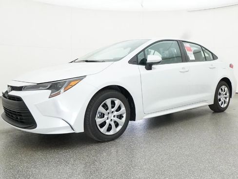 New 2026 Toyota Corolla LE image 17