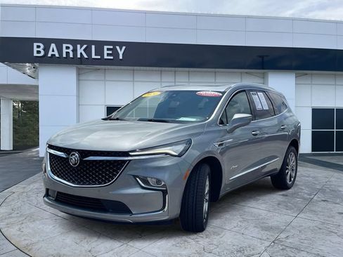 Certified 2024 Buick Enclave Avenir FWD image 7