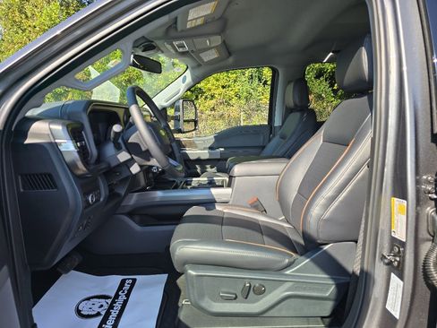 New 2026 Ford F350 Lariat image 9