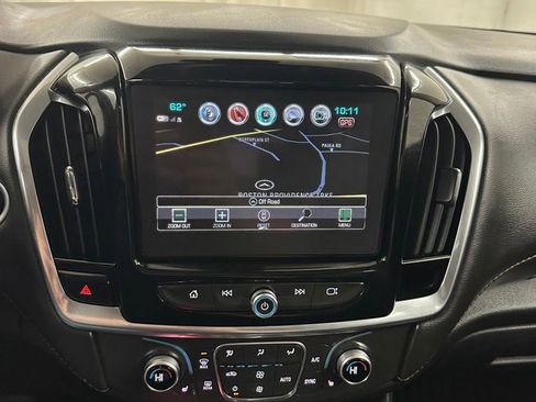 Used 2019 Chevrolet Traverse RS image 23