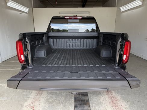 New 2026 GMC Sierra 1500 Denali w/ Technology Package image 7