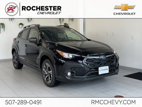 Used 2025 Subaru Crosstrek 2.5i Premium AWD/4WD image 1