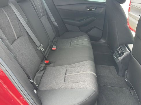 Used 2025 Honda Accord Sport image 15