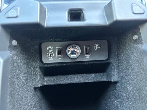 Used 2016 Land Rover Range Rover Sport Supercharged AWD/4WD image 26