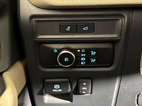 Used 2023 Ford Expedition Max Limited AWD/4WD image 38
