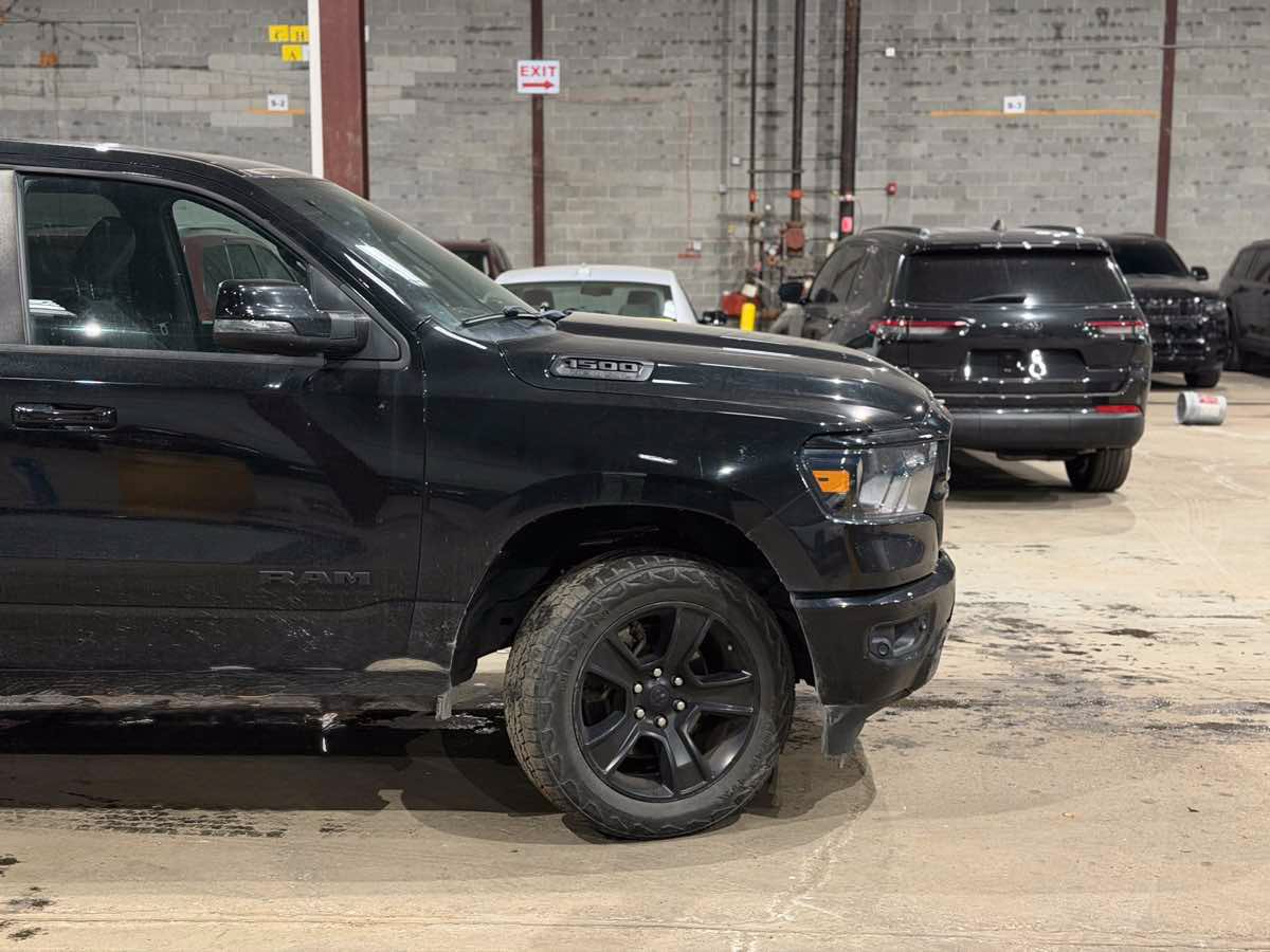 Used 2021 RAM 1500 Big Horn AWD/4WD image 3