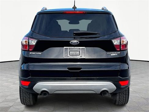 Used 2018 Ford Escape Titanium image 5