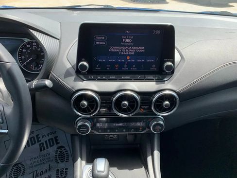 Used 2021 Nissan Sentra SV FWD image 12
