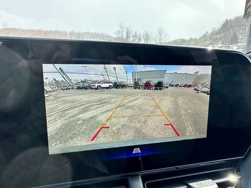 Used 2025 Chevrolet Trax RS w/ Sunroof Package image 14