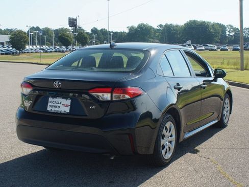 Used 2024 Toyota Corolla LE FWD image 18