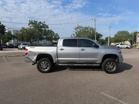 Used 2018 Toyota Tundra SR5 w/ SR5 Upgrade Package RWD image 5
