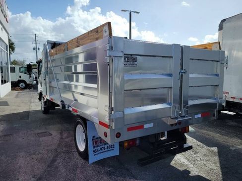 New 2025 Isuzu NPR RWD image 4