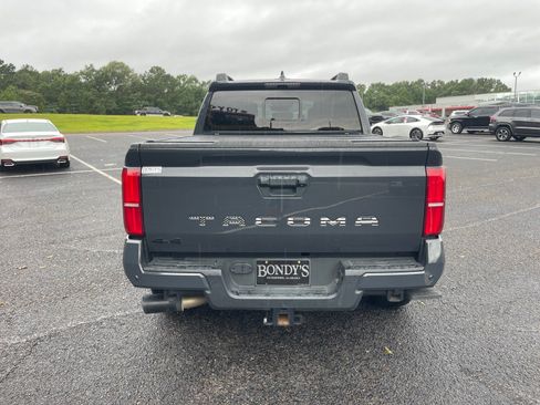 Used 2024 Toyota Tacoma TRD Sport w/ TRD Sport Upgrade Package AWD/4WD image 15