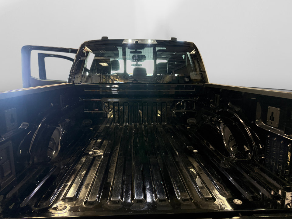 Used 2023 Ford F150 Raptor w/ Raptor Carbon Fiber Package AWD/4WD image 19