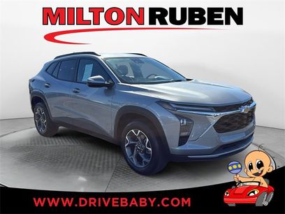 Used 2025 Chevrolet Trax LT w/ Driver Confidence Package