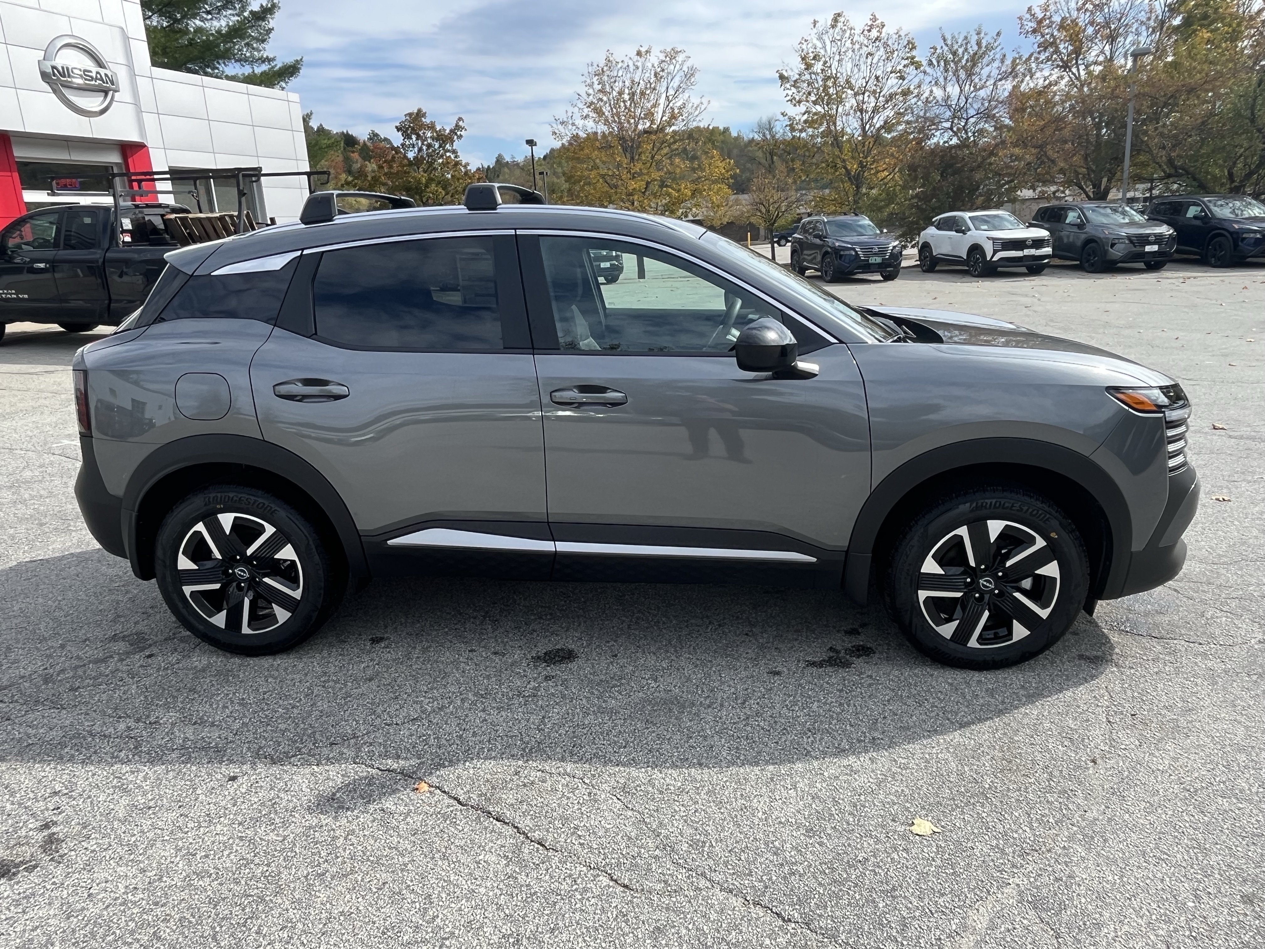 New 2027 Nissan Kicks SV AWD/4WD image 8