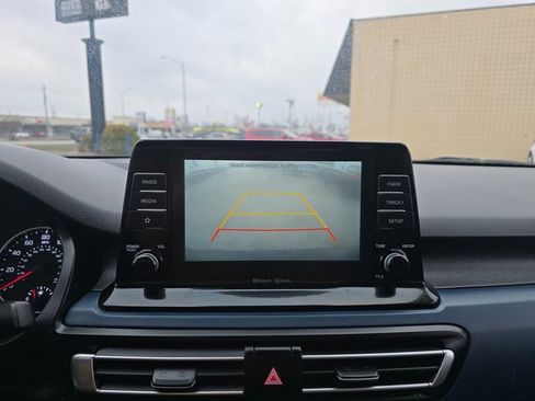 Used 2021 Kia Seltos S image 16