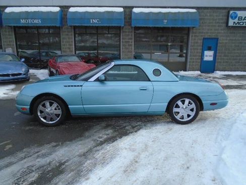 Used 2002 Ford Thunderbird Deluxe image 8