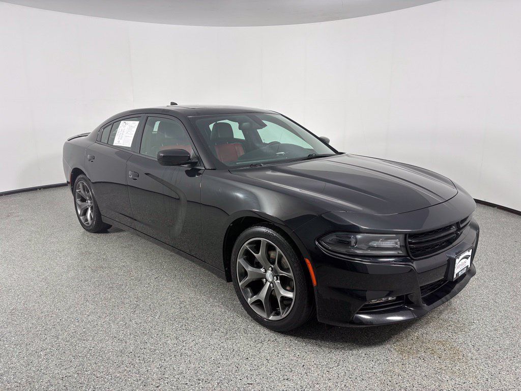 Used 2015 Dodge Charger SXT w/ Plus Group RWD image 8