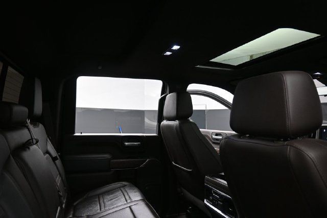 Used 2023 GMC Sierra 3500 Denali w/ Denali Ultimate Package AWD/4WD image 31