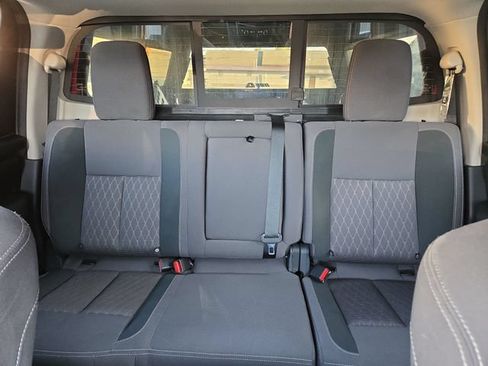 Used 2024 Nissan Titan SV w/ SV Convenience Package AWD/4WD image 28